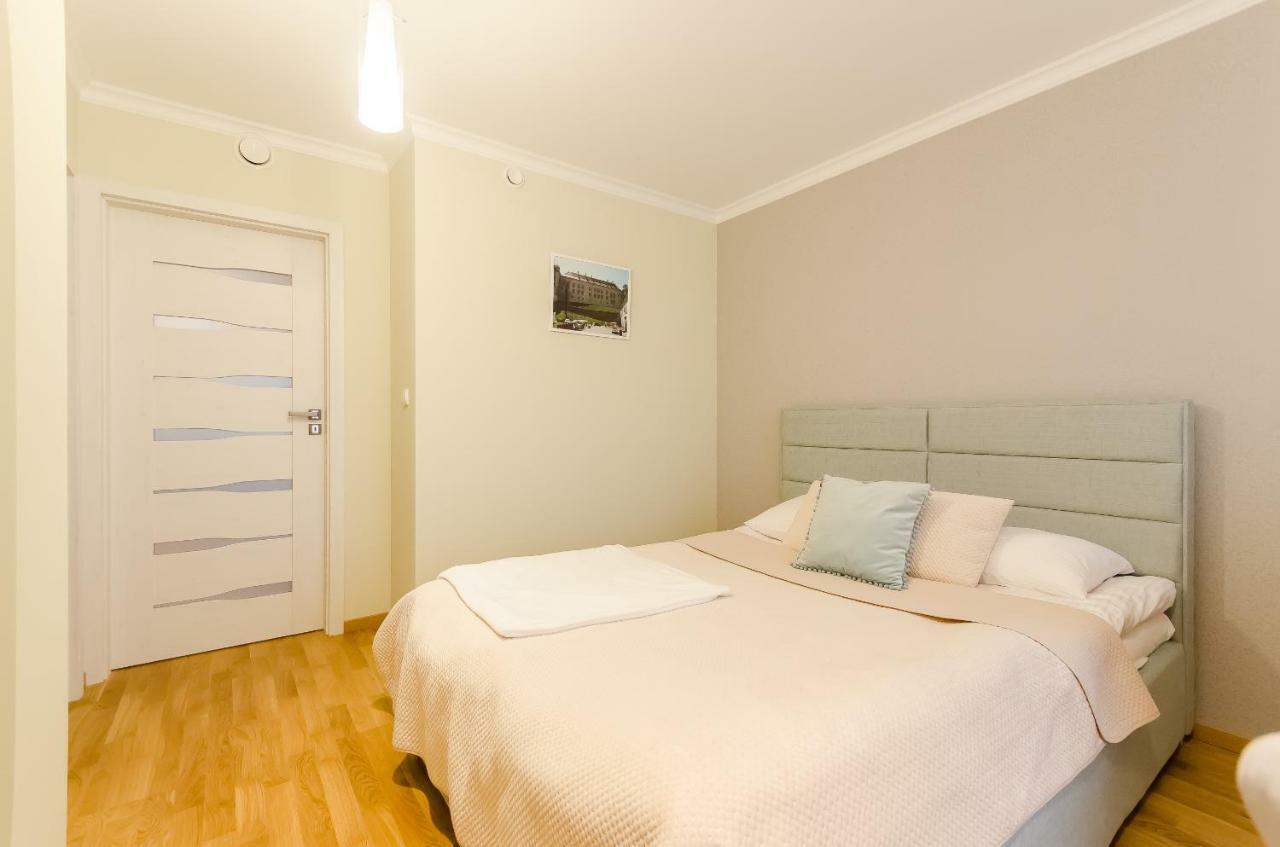 Central Penthouse With Terrace Krakow Luaran gambar