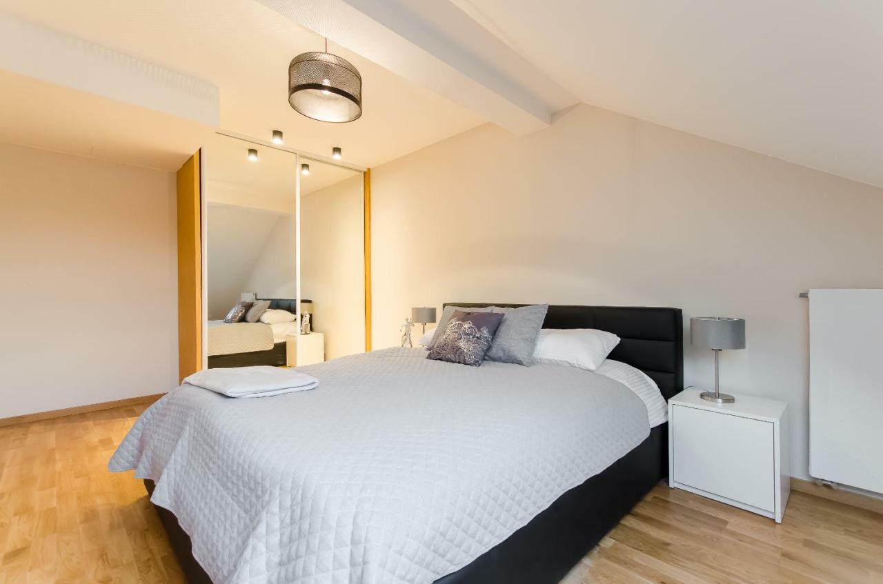 Central Penthouse With Terrace Krakow Luaran gambar