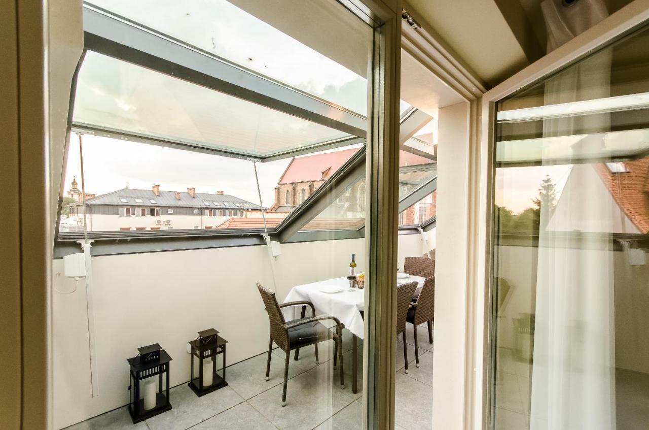 Central Penthouse With Terrace Krakow Luaran gambar