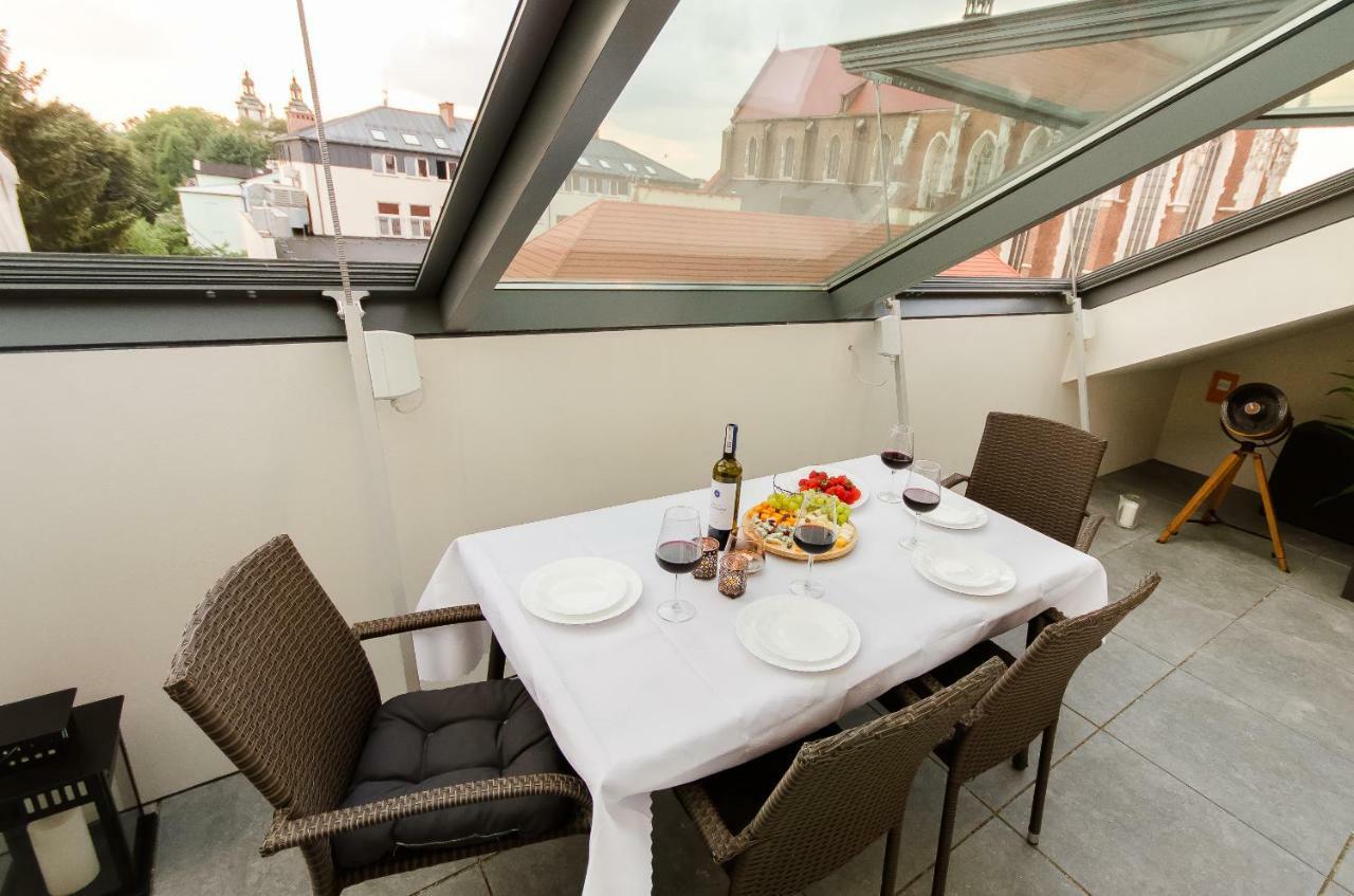 Central Penthouse With Terrace Krakow Luaran gambar