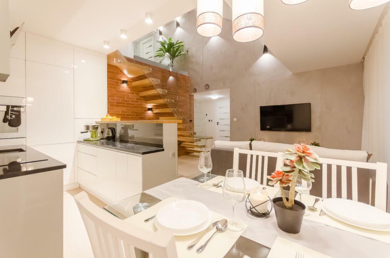Central Penthouse With Terrace Krakow Luaran gambar